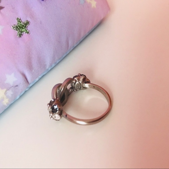 Beautiful ring - Picture 5 of 5